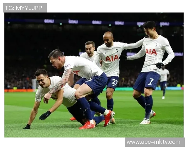 英超分析：红军主场强势击败曼联维拉客场遭热刺逆袭