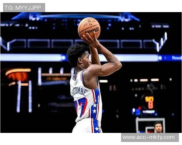 飞天遁地的探花埃奇库姆闪耀全场18投10中斩获26分并贡献5次抢断