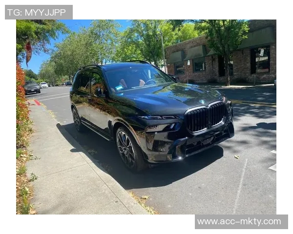 小迈克尔波特用宝马X7为母亲送上温暖圣诞礼物展现孝顺之心